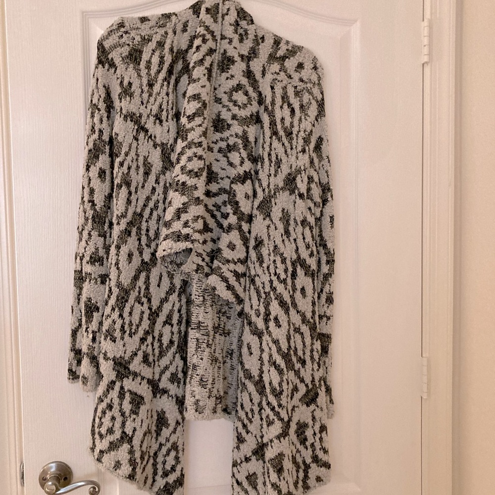 Sweater in Large
